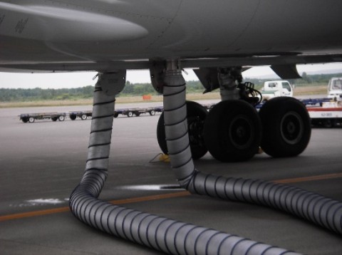 航空機への冷暖房空気供給